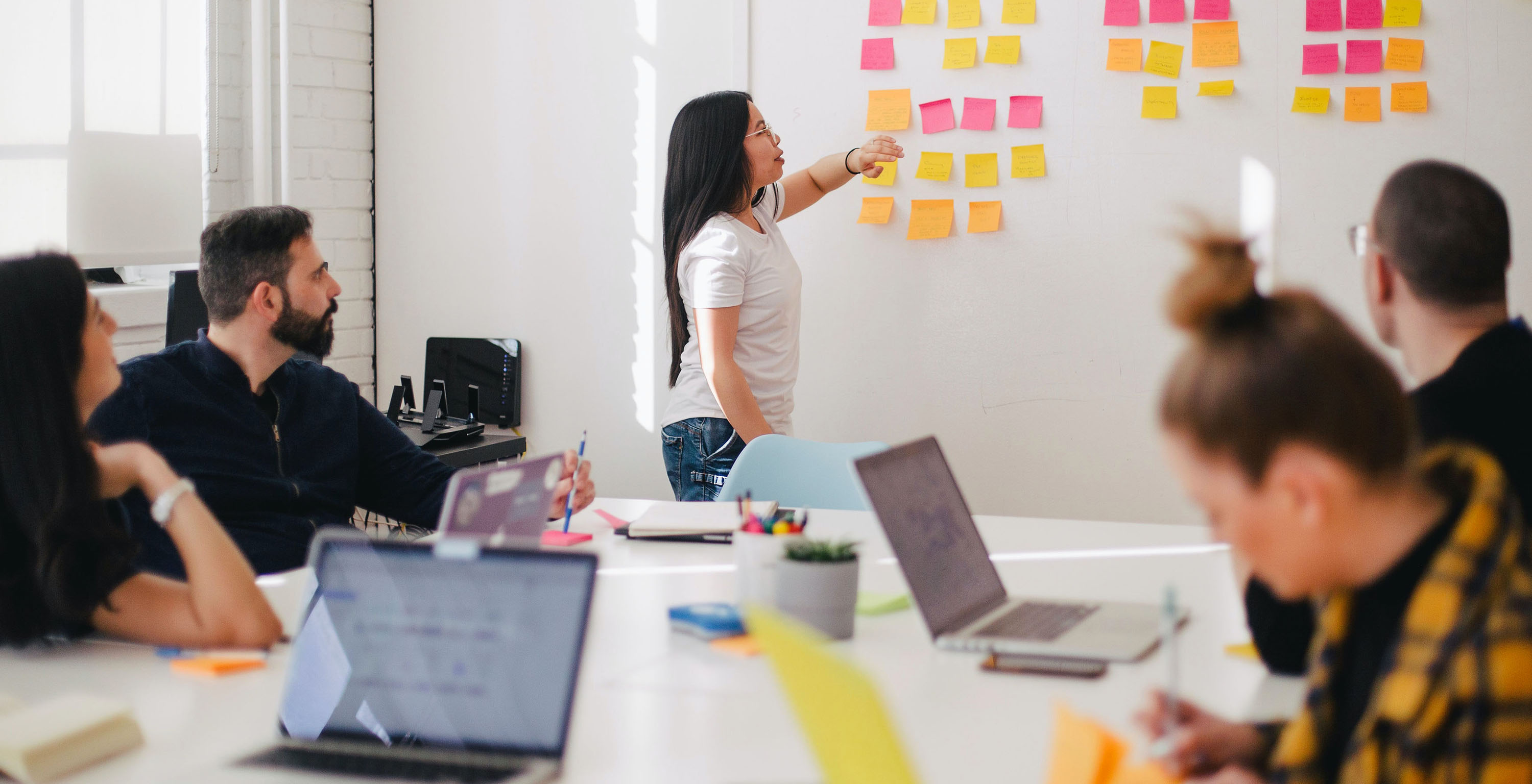 BUZZ talent.

Tu expertise digital

in-house.